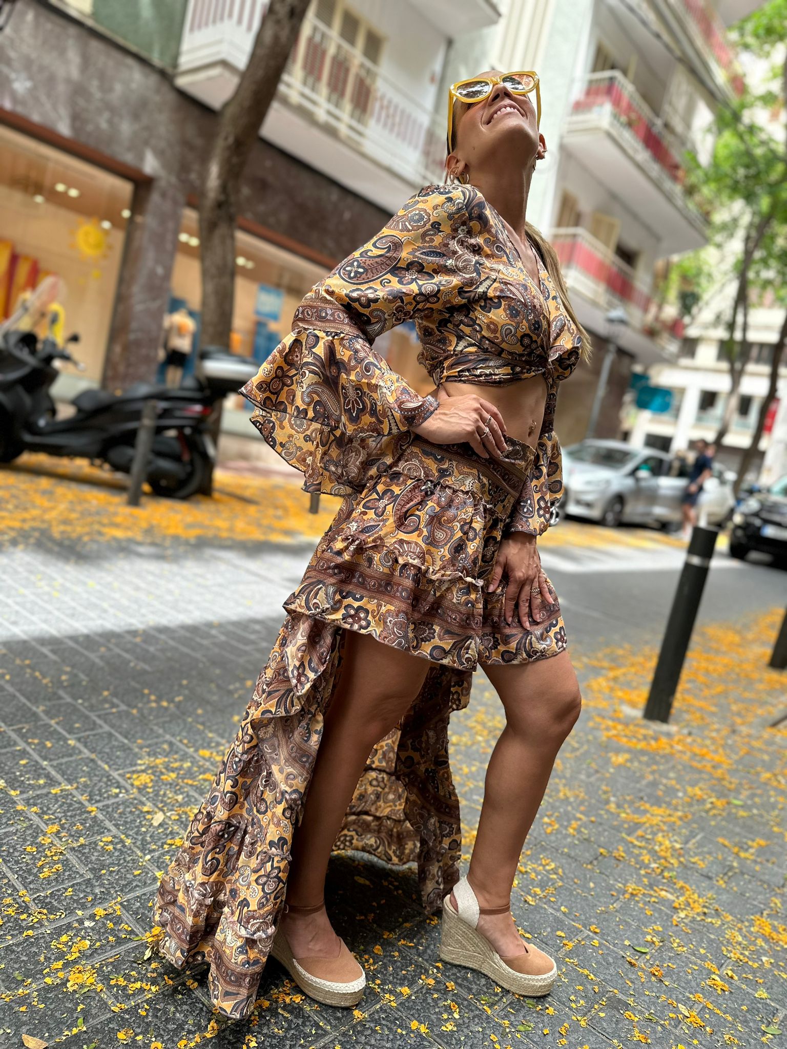 Conjunto Lola de Seda Tierra