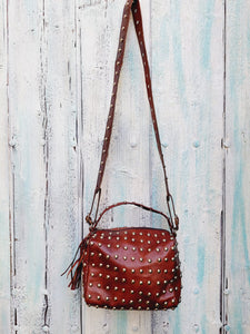 Bolso Bandolera con Tachuelas