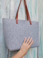 Cargar imagen en el visor de la galería, Bolso Winter Gris
