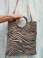 Cargar imagen en el visor de la galería, Bolso Hada Zebra
