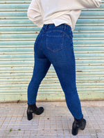 Cargar imagen en el visor de la galería, Pantalón Vaquero New Miss Bon
