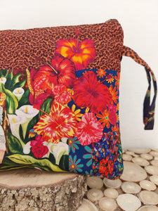 Sobre FRIDA Flores