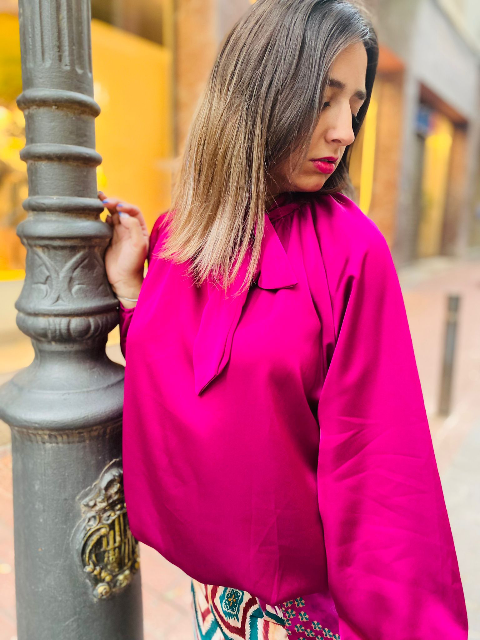 Blusa de Raso con Lazo Buganvilla