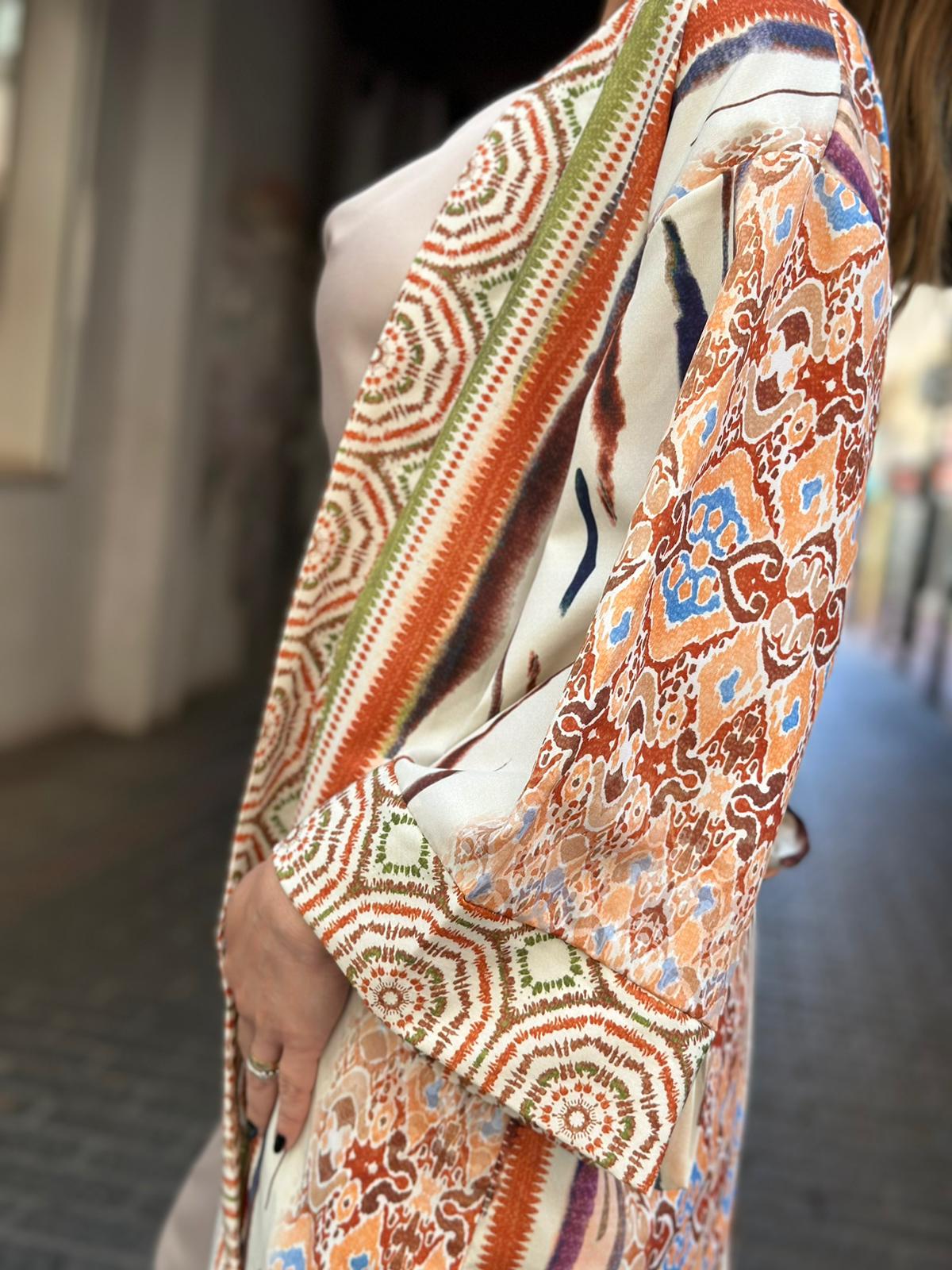 Kimono Corto Cóctel Beige
